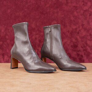 Vince Women Brock Brown Leather Dress Office Heel Zip Ankle Boots sz 6US EUR36